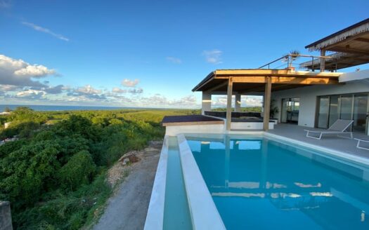 Bliss Bohémien – Villa au Sommet de la Colline avec Vue à Couper le Souffle