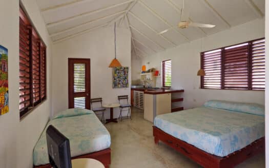 Hôtel des Caraïbes proche de la plage et du centre-ville