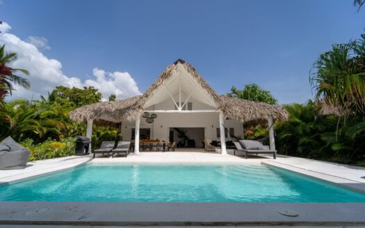 5-BR beach villa with bohemian style