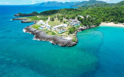 Terrain en bord de mer pour votre manoir à un million de dollars