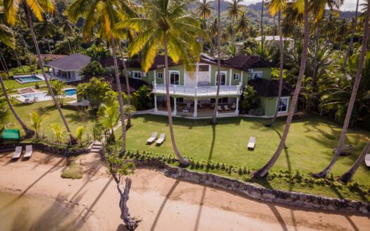 Villa unique en bord de mer avec rivière à Coson