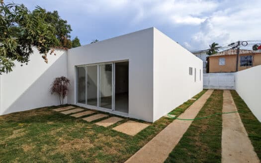 Villa de 2 chambres récemment rénovée en ville