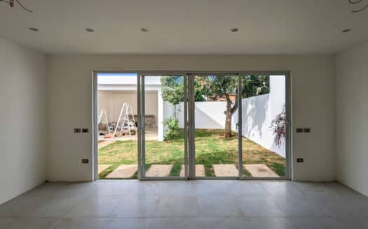 Villa de 2 chambres récemment rénovée en ville