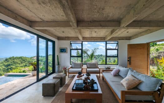 Villa avec vue panoramique sur l’océan et piscine à débordement