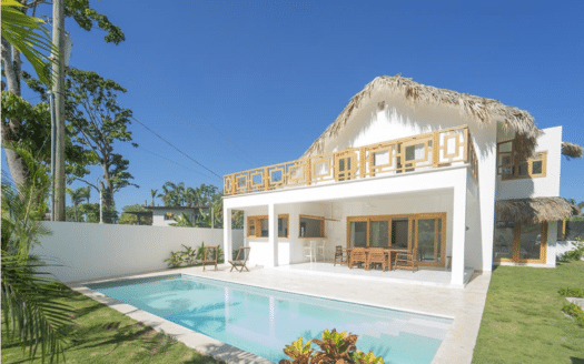 Trois villas de haute qualité en pré-vente à Bonita Beach