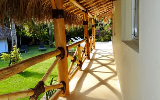 Caribbean Villa with pool table and just steps from the beach