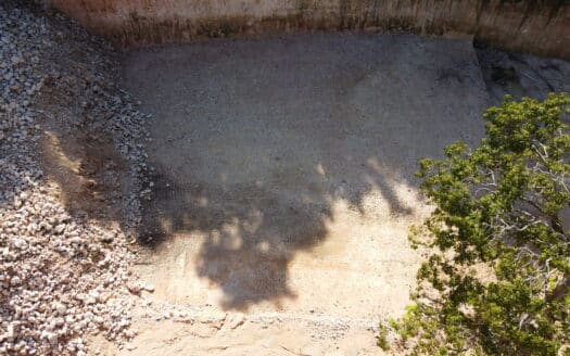 Lot close to the town and boulevard