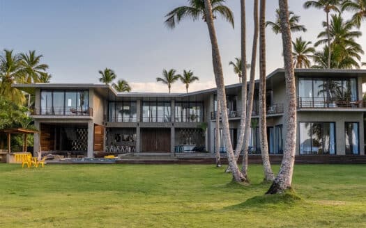 Villa de luxe en bord de mer à Coson