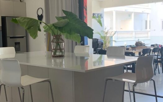 Condo de 3 chambres en seconde ligne de plage