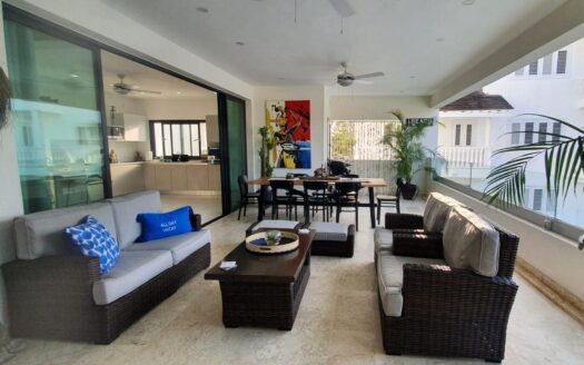 Condo de 3 chambres en seconde ligne de plage