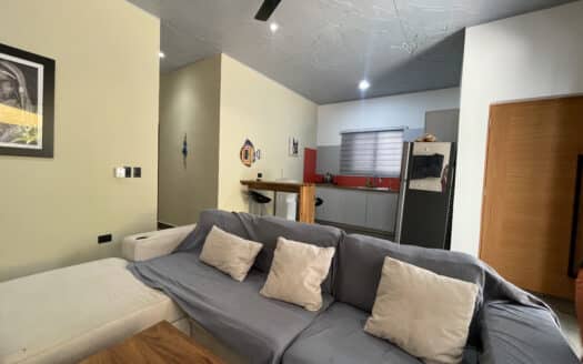 Charmante villa de 3 chambres près des rives de la plage de Popy