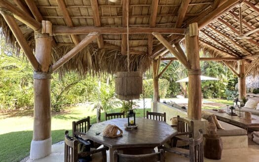 Villa de 3 chambres dans une communauté sécurisée à Playa Bonita