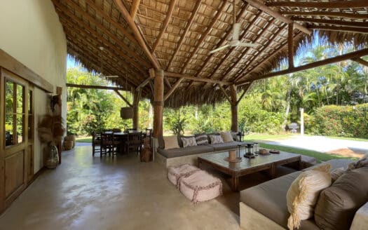 Villa de 3 chambres dans une communauté sécurisée à Playa Bonita