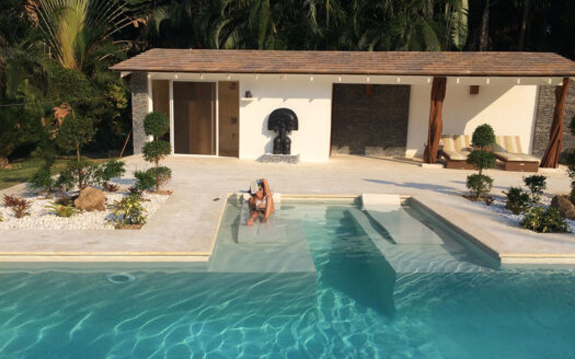 Hacienda Moderne à Bonita Village