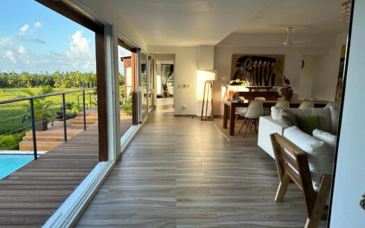 Villa de Luxe avec Vue sur l’Océan dans une Communauté Sécurisée