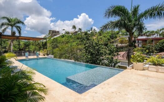 Villa luxueuse de 6 chambres avec vue imprenable sur l’océan