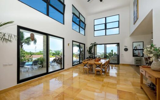 Villa luxueuse de 6 chambres avec vue imprenable sur l’océan