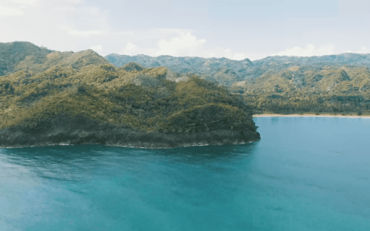 Terrain premium pour grand projet avec plage