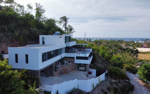 Superbe villa moderne avec vue imprenable au centre de Las Terrenas