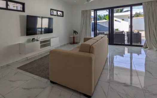 Villa spacieuse de 6 chambres en ville