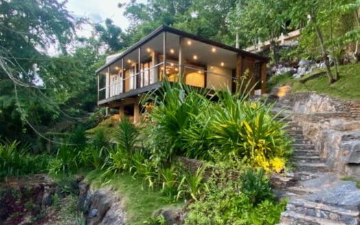 Villas sur les collines entourées de tranquillité et de nature