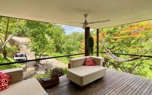 Villas sur les collines entourées de tranquillité et de nature
