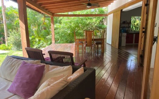 Jardin architectural de style mexicain proche de Playa Cosón