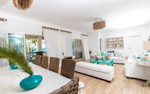 Penthouse de luxe en front de mer dans une communauté exclusive