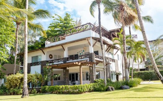 Penthouse de luxe en front de mer dans une communauté exclusive