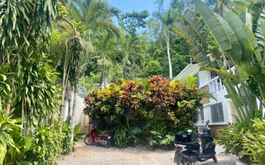 Villa de 4 chambres à Bonita à rénover avec beaucoup de potentiel