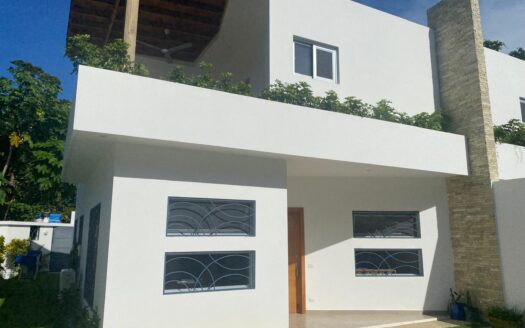 Nouvelles maisons de ville à quelques pas de Las Ballenas