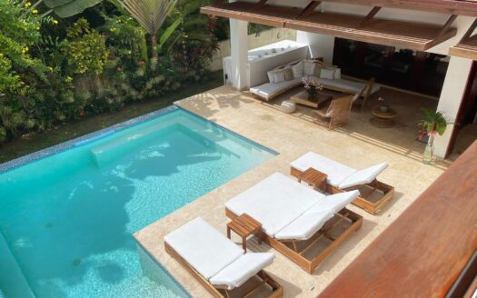 Villa privée en front de mer avec piscine