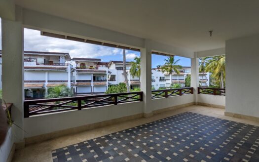 Condo spacieux avec terrasse sur le toit