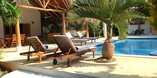 Charming Villa with Pool and Bungalows near Coson Beach