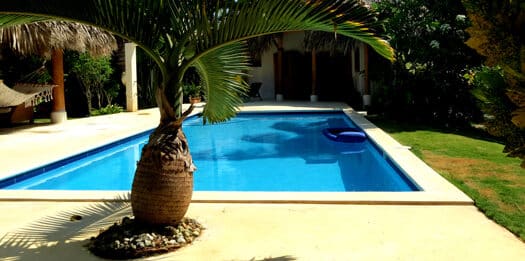 Charming Villa with Pool and Bungalows near Coson Beach