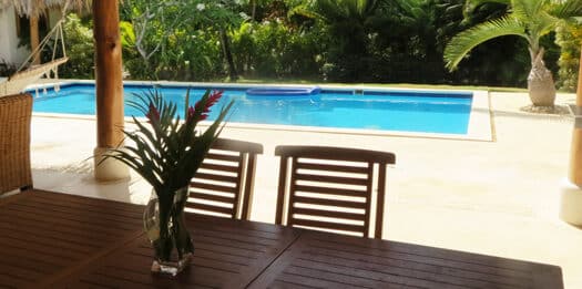 Charming Villa with Pool and Bungalows near Coson Beach