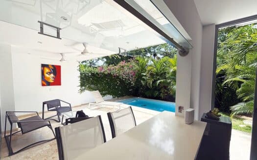 Villa sans impôts à quelques pas de la plage de Punta Popy