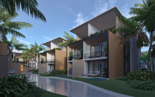 Maisons en bande dans un développement en première ligne