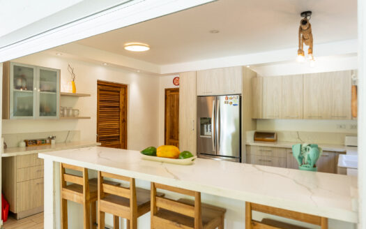 Villa spacieuse de 6 chambres à quelques pas de Playa Bonita