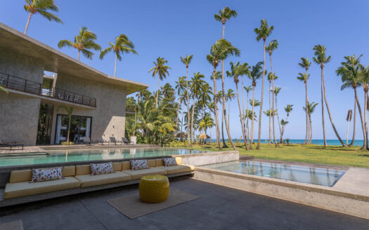 Villa de Luxe en Bord de Mer à Las Terrenas : Le Paradis Vous Attend