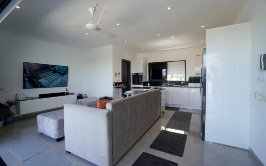 Duplex avec studio sur le toit à quelques pas de playa Las Ballenas