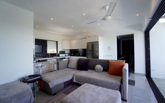 Duplex avec studio sur le toit à quelques pas de playa Las Ballenas