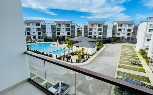 Condo Meublé Moderne de 3 Chambres à Deux Pas de la Plage de Popy