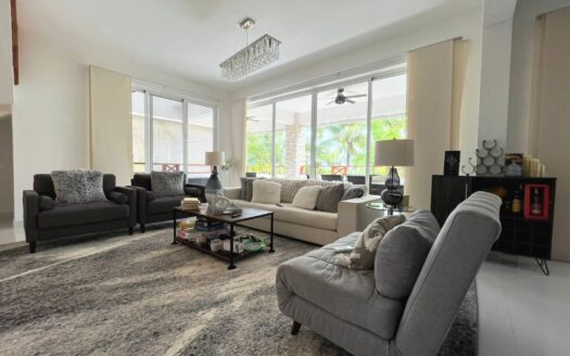 Élégant Penthouse 3CH avec Vue Panoramique sur la Montagne