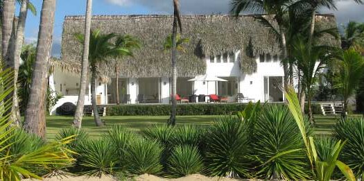 Villa luxueuse en bord de mer dans une communauté privée
