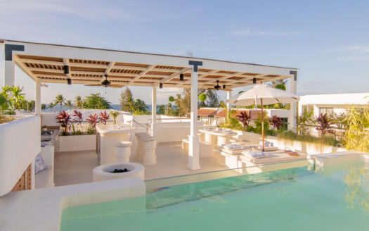 Penthouse boho-chic avec oasis sur le toit à quelques pas de la plage